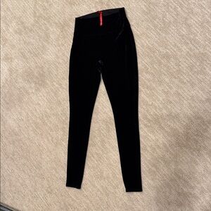 Spanx velvet leggings